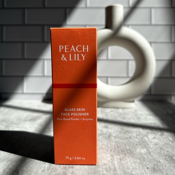 peach and lily Other - Peach and Lily glass skin polisher